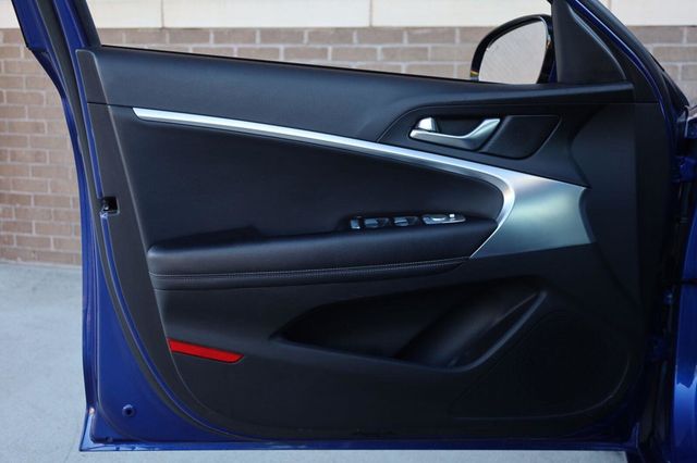 2022 Genesis G70 2.0T - 23097615 - 14