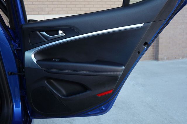 2022 Genesis G70 2.0T - 23097615 - 21