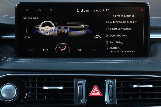2022 Genesis G70 2.0T - 23097615 - 38