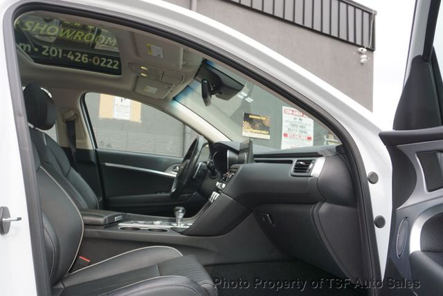 2022 Genesis G70 2.0T AWD CARPLAY NAVI REAR CAMERA PANO ROOF HEATED SEATS/WHEEL - 22998247 - 11