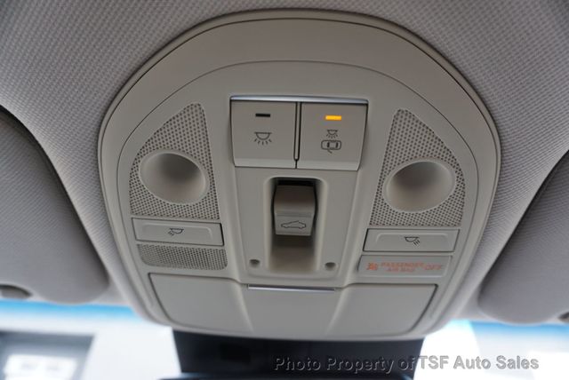 2022 Genesis G70 2.0T AWD CARPLAY NAVI REAR CAMERA PANO ROOF HEATED SEATS/WHEEL - 22998247 - 44