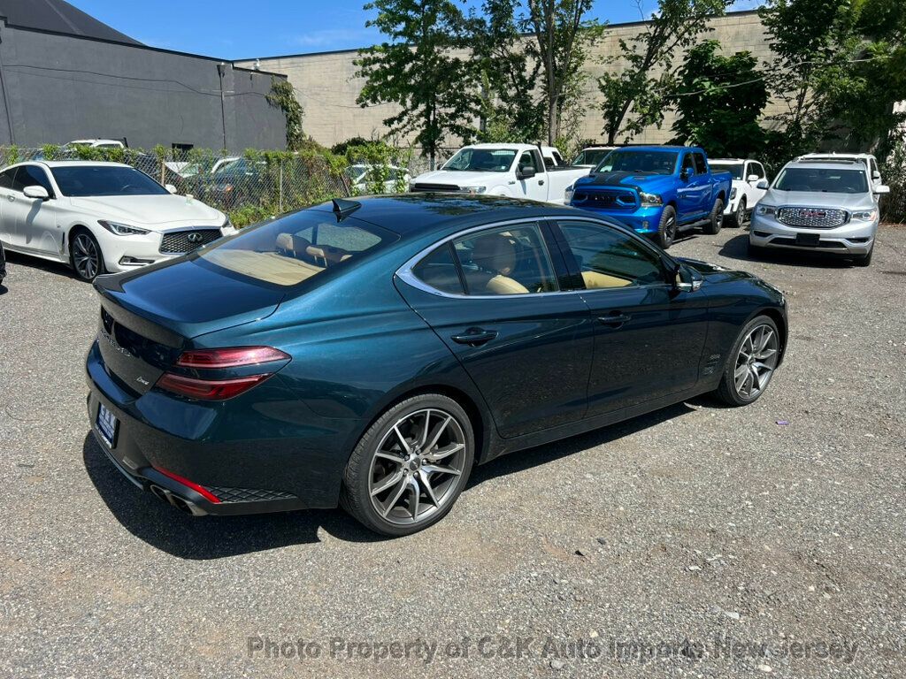 2022 Genesis G70 2.0T Prestige photo 10