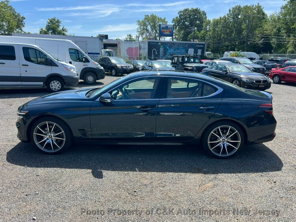 2022 Genesis G70 2.0T Prestige photo 16