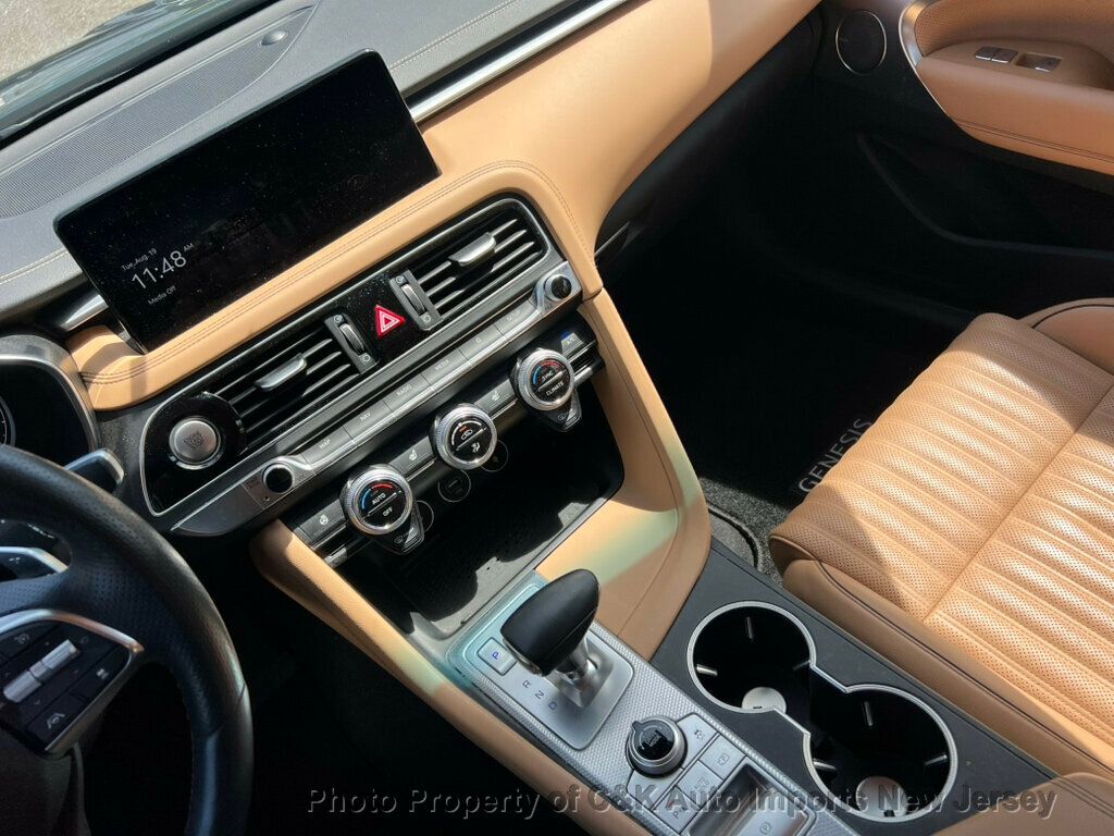 2022 Genesis G70 2.0T Prestige photo 29