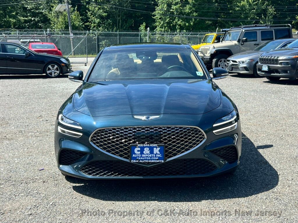 2022 Genesis G70 2.0T Prestige photo 3