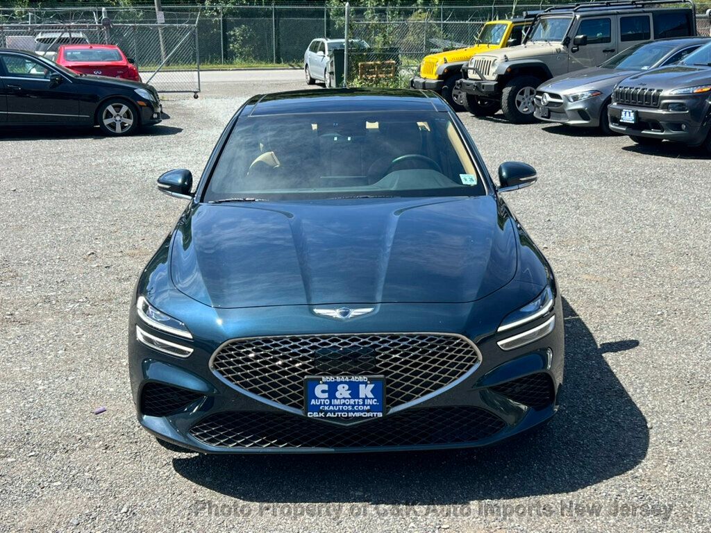 2022 Genesis G70 2.0T Prestige photo 4