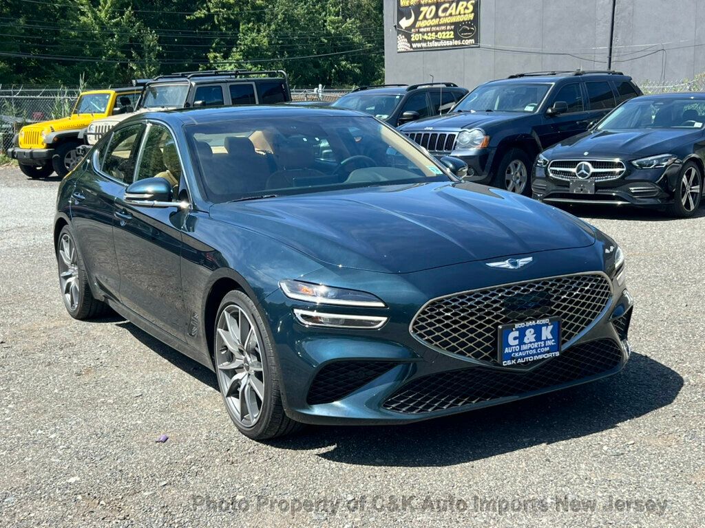 2022 Genesis G70 2.0T Prestige photo 5