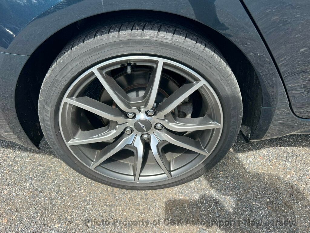 2022 Genesis G70 2.0T Prestige photo 52
