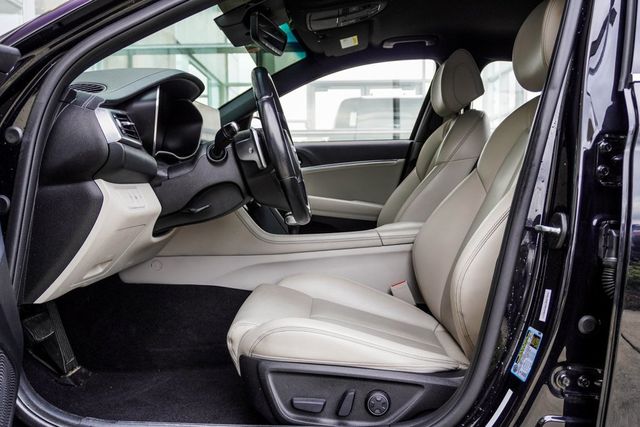 2022 Genesis G70 2.0T RWD - 22949363 - 20