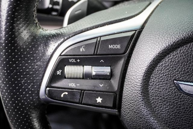 2022 Genesis G70 2.0T RWD - 22949363 - 26