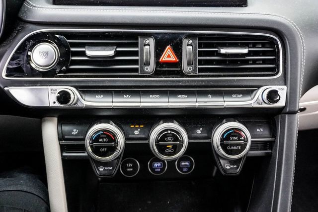 2022 Genesis G70 2.0T RWD - 22949363 - 30