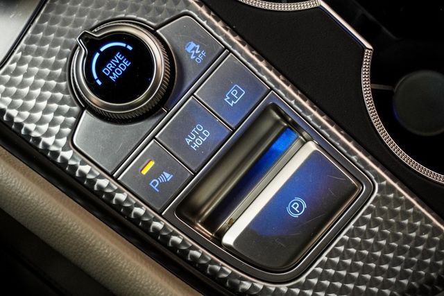 2022 Genesis G70 3.3T AWD - 22943078 - 31