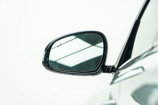 2022 Genesis G70 3.3T AWD - 23020283 - 14