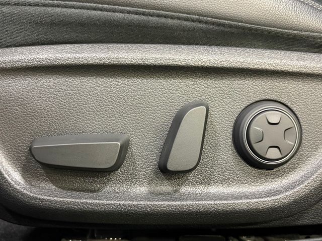 2022 Genesis G70 3.3T AWD - 22941723 - 18