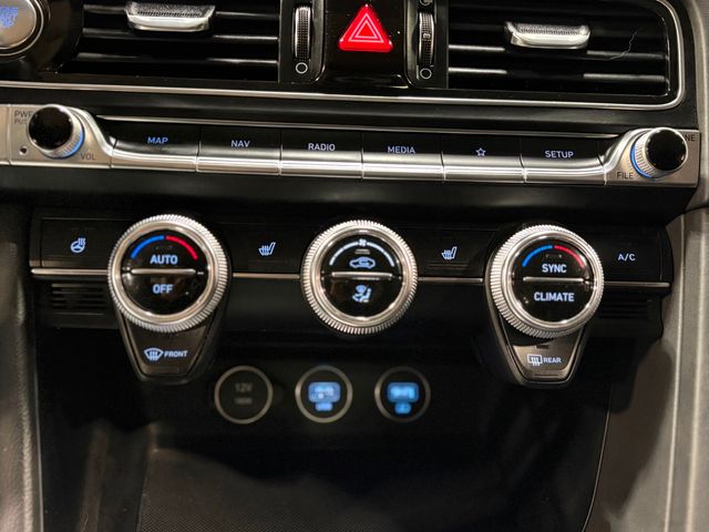 2022 Genesis G70 3.3T AWD - 22941723 - 31