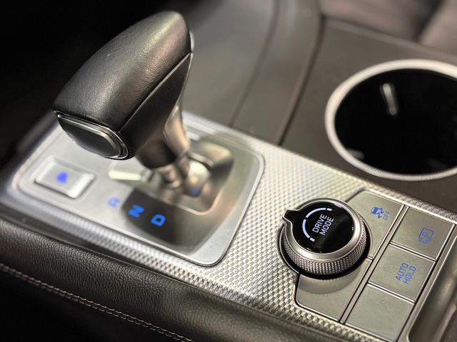 2022 Genesis G70 3.3T AWD - 22941723 - 32