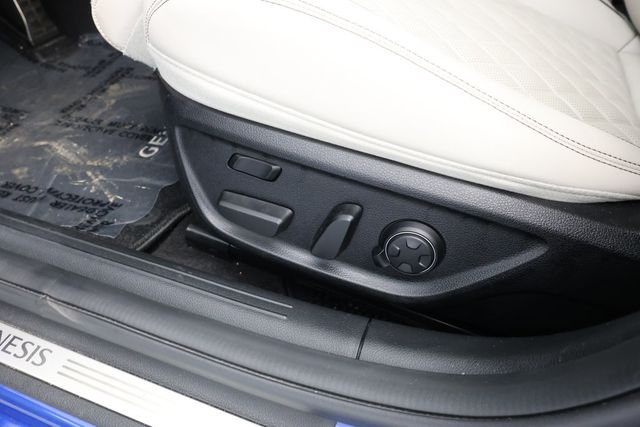 2022 Genesis G70 3.3T AWD with Sport Prestige & Sport Advanced Packages - 22937912 - 8