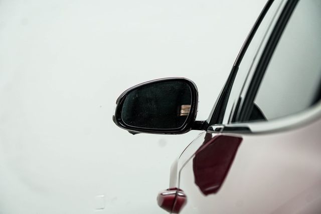 2022 Genesis G70 3.3T RWD - 22985668 - 13