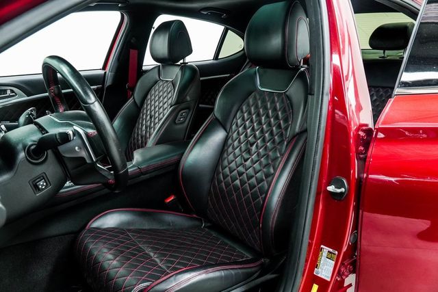 2022 Genesis G70 3.3T RWD - 22985668 - 37