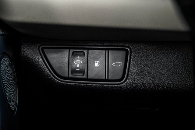 2022 Genesis G70 3.3T RWD - 22979751 - 30