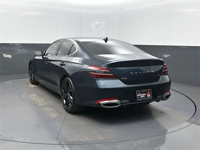 2022 Genesis G70 3.3T photo 3