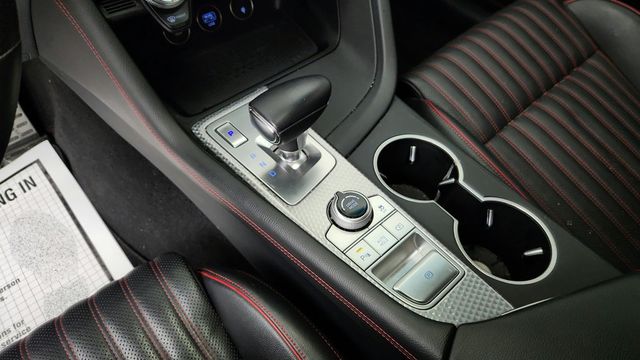 2022 Genesis G70 3.3T RWD w/ Sport Advanced Pkg - 23081018 - 16