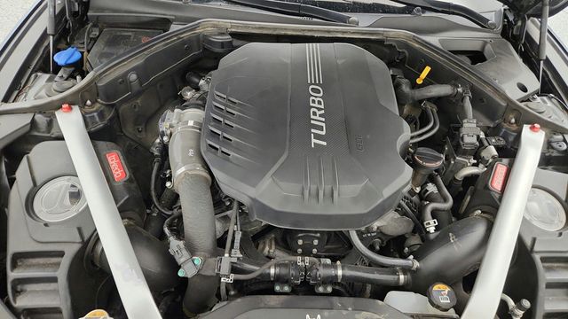 2022 Genesis G70 3.3T RWD w/ Sport Advanced Pkg - 23081018 - 26
