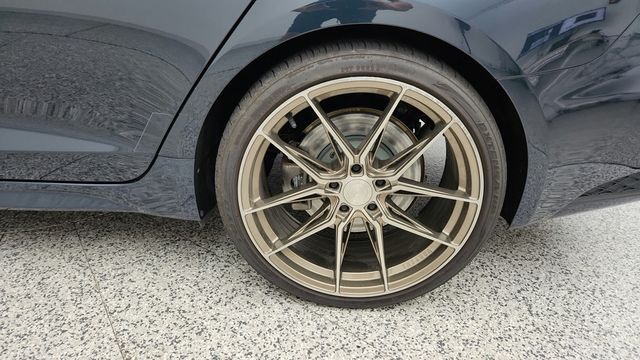2022 Genesis G70 3.3T RWD w/ Sport Advanced Pkg - 23081018 - 8