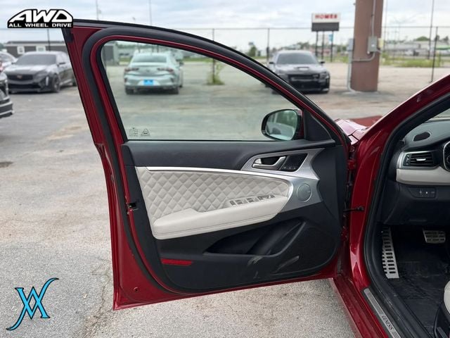 2022 Genesis G70 3.3T Sedan 4D - 23046645 - 11