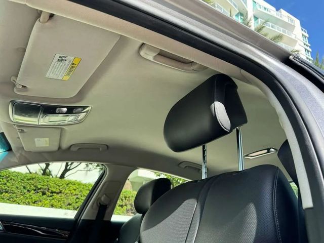 2022 Genesis G80 2.5T Sedan 4D - 22956018 - 14