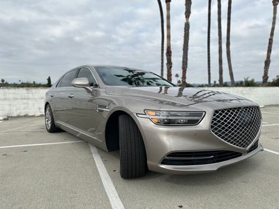 2022 Genesis G90