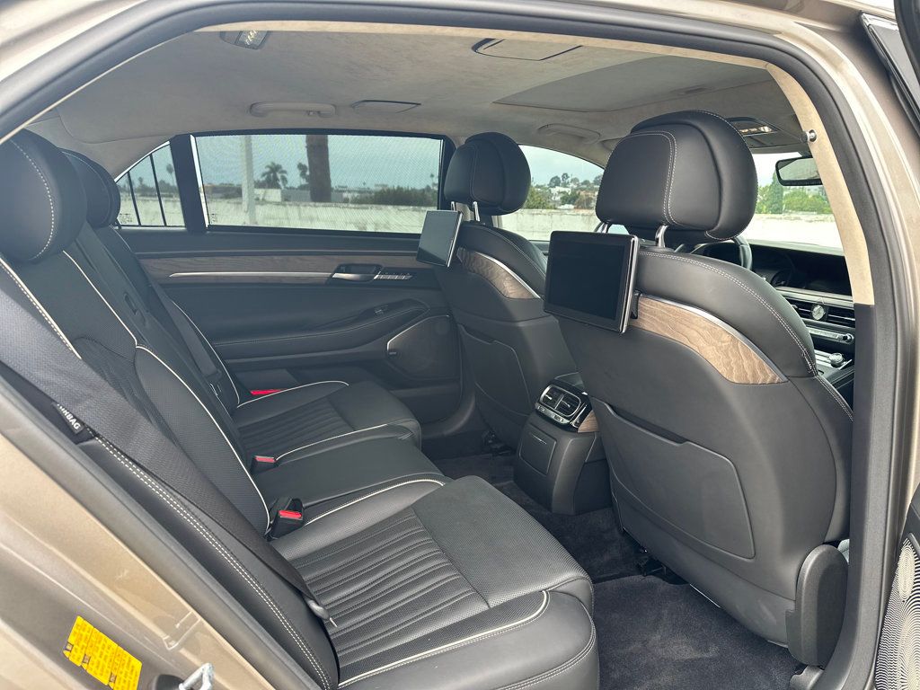 2022 Genesis G90 5.0L Ultimate RWD - 22941025 - 9