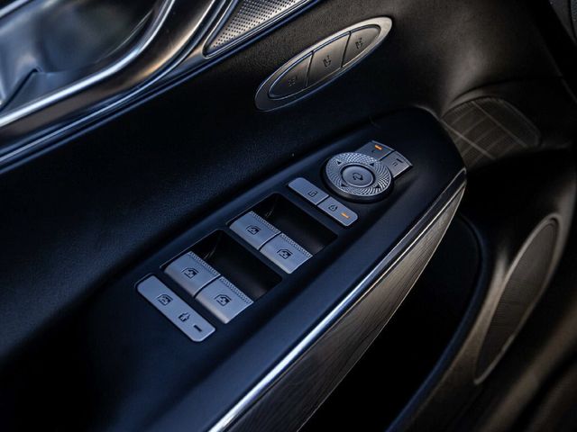 2022 Genesis GV70 2.5T Advanced - 23084769 - 11