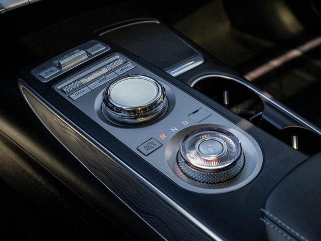 2022 Genesis GV70 2.5T Advanced - 23084769 - 26