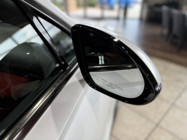 2022 Genesis GV70 2.5T photo 11