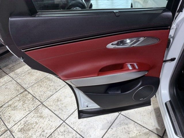 2022 Genesis GV70 2.5T photo 23