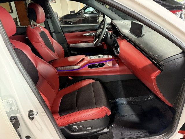 2022 Genesis GV70 2.5T photo 27