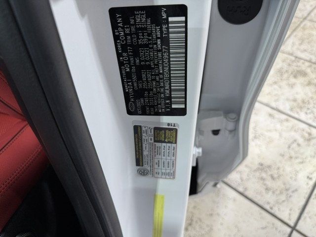 2022 Genesis GV70 2.5T photo 31