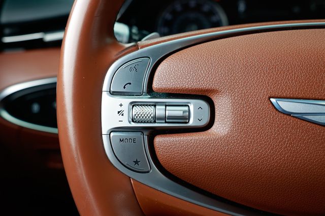 2022 Genesis GV70 2.5T AWD - 22924519 - 28