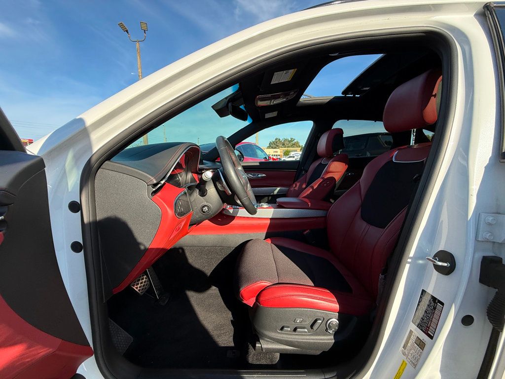 2022 Genesis GV70 2.5T AWD - 22951530 - 9