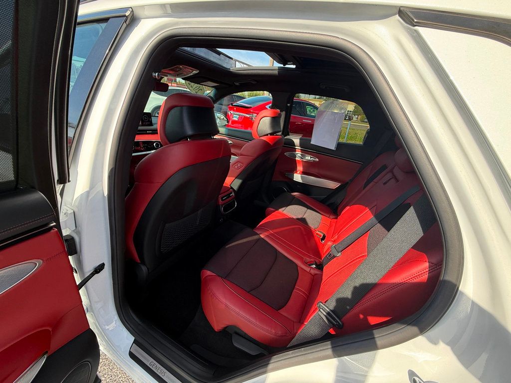 2022 Genesis GV70 2.5T AWD - 22951530 - 25