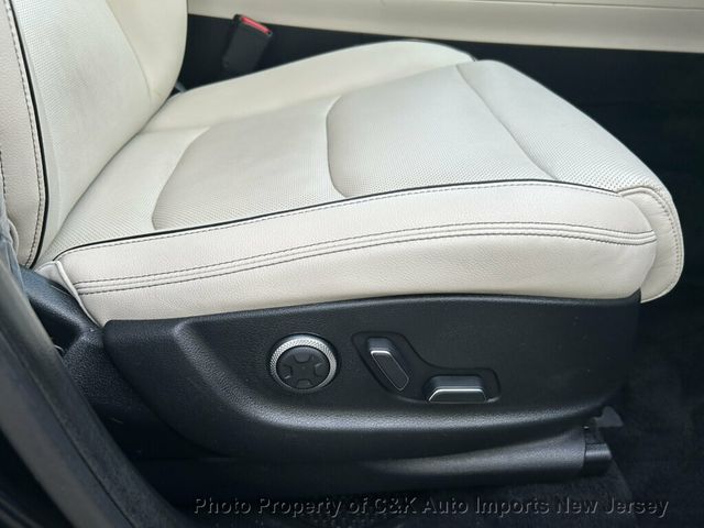 2022 Genesis GV70 2.5T AWD - 23069075 - 31