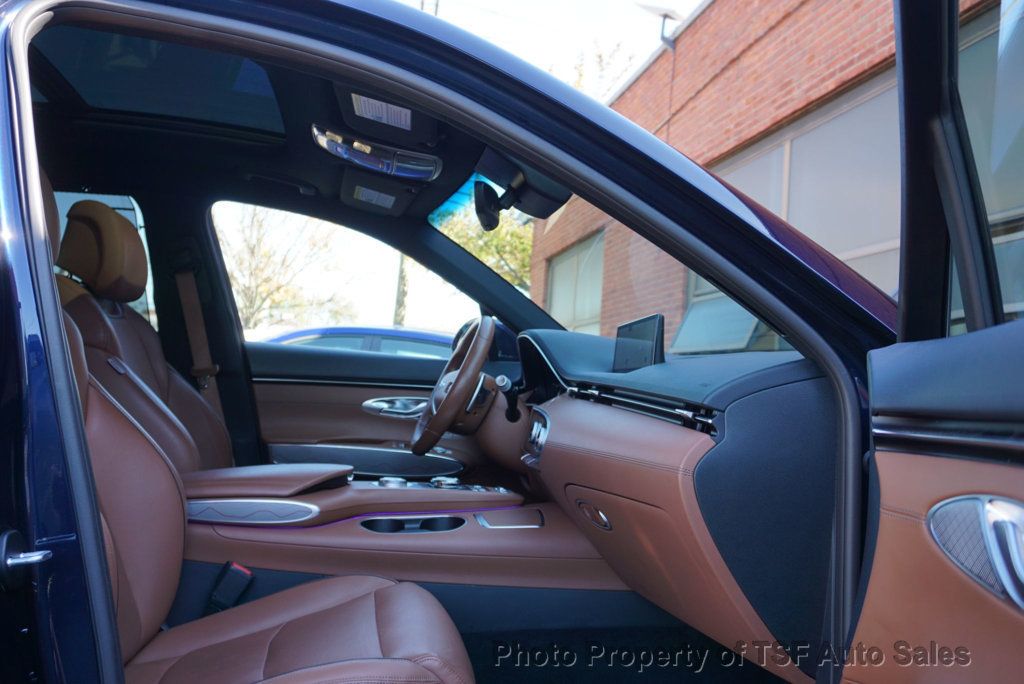 2022 Genesis GV70 2.5T Advanced Select photo 11