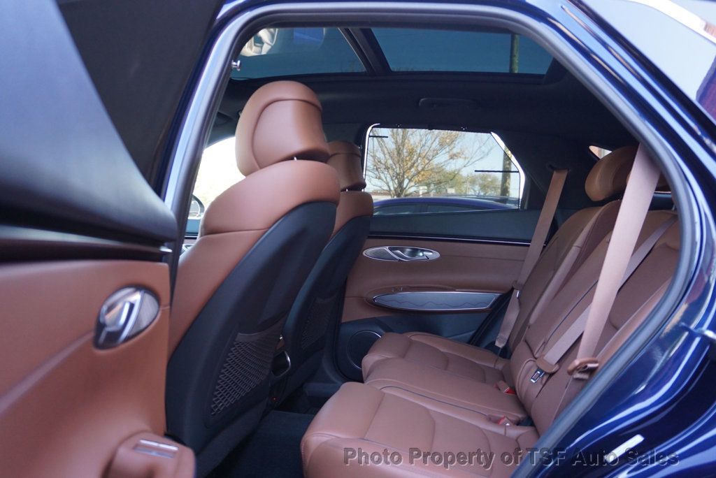 2022 Genesis GV70 2.5T Advanced Select photo 14