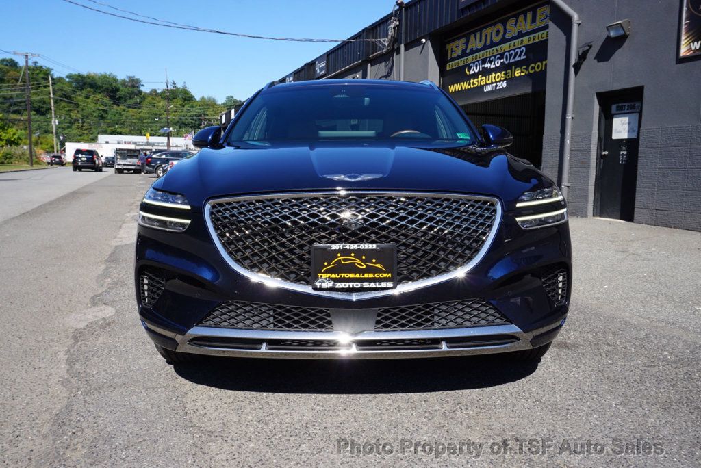 2022 Genesis GV70 2.5T Advanced Select photo 2