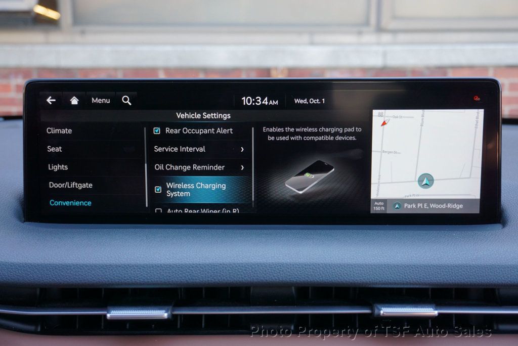 2022 Genesis GV70 2.5T Advanced Select photo 32