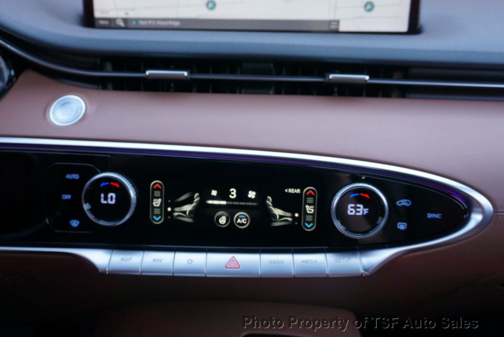 2022 Genesis GV70 2.5T Advanced Select photo 33