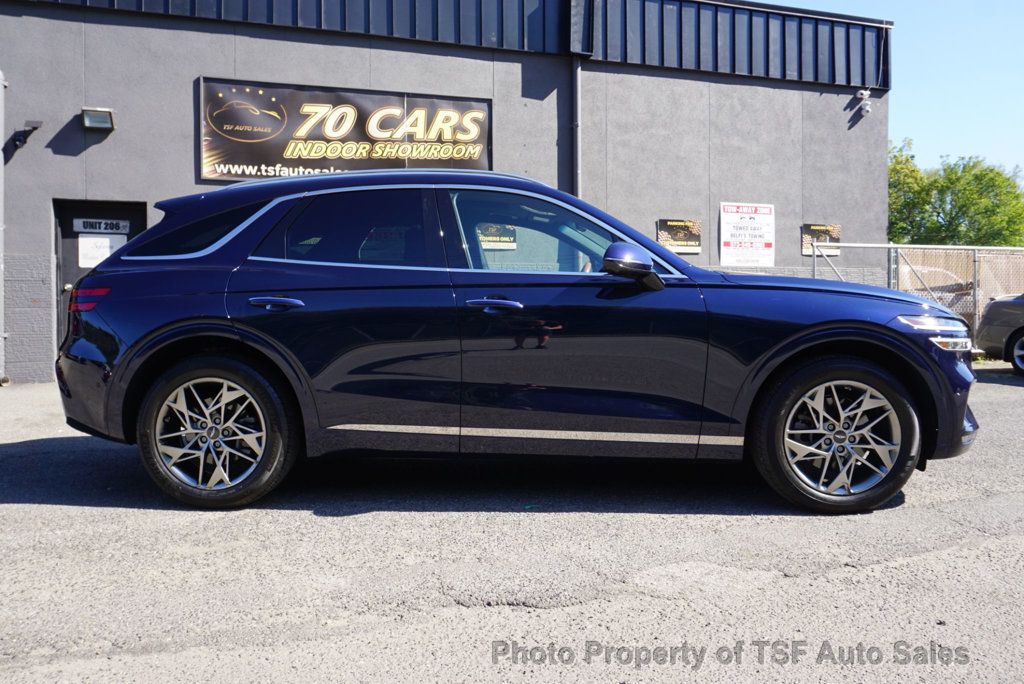 2022 Genesis GV70 2.5T Advanced Select photo 8