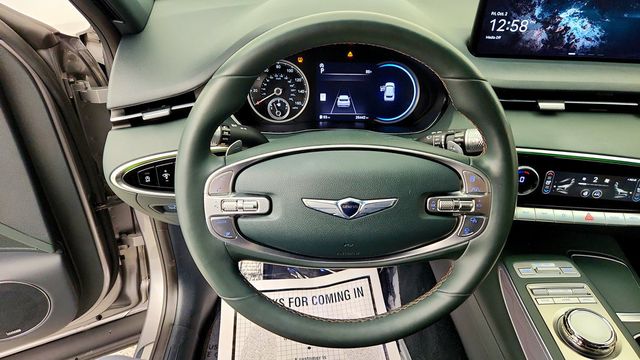2022 Genesis GV70 2.5T AWD Advanced w/ Select Pkg, Pano Roof & Lexicon Audio - 23090414 - 13