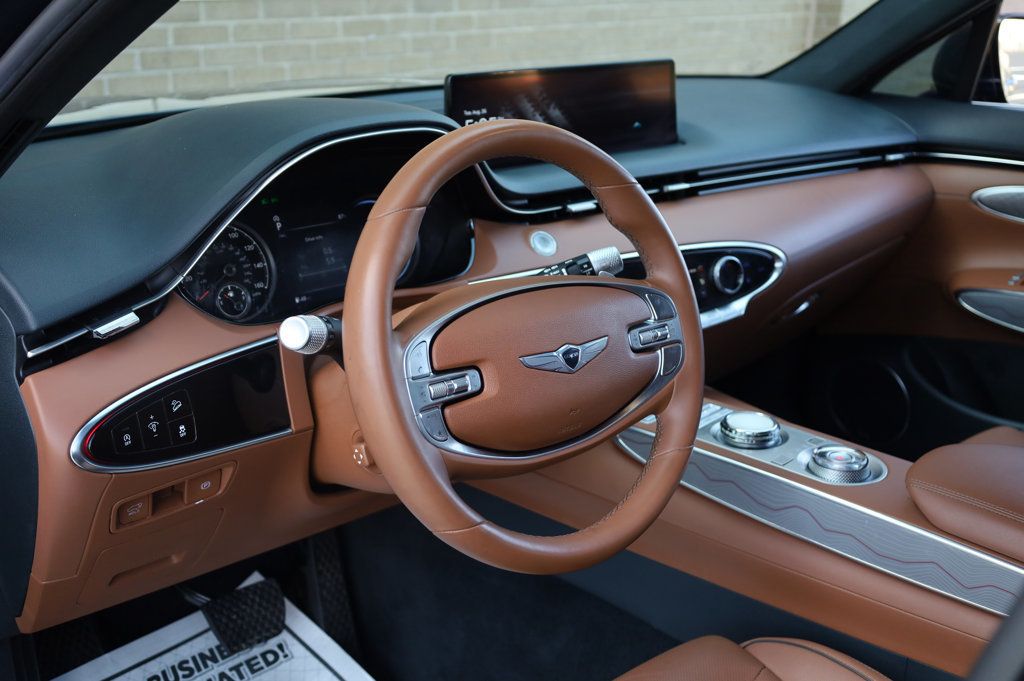 2022 Genesis GV70 2.5T Advanced photo 12